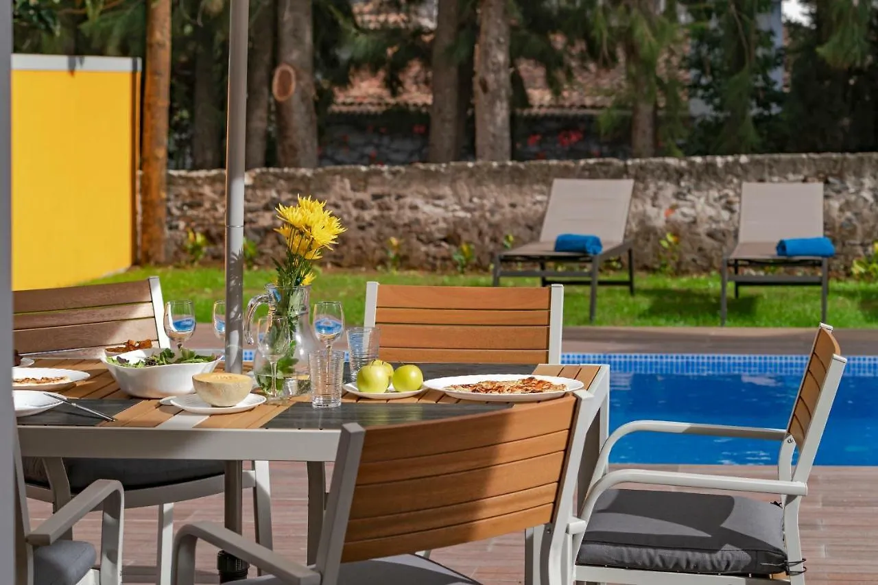 A Casa Amarela By An Island Apart Villa Funchal  Holiday home Funchal (Madeira)